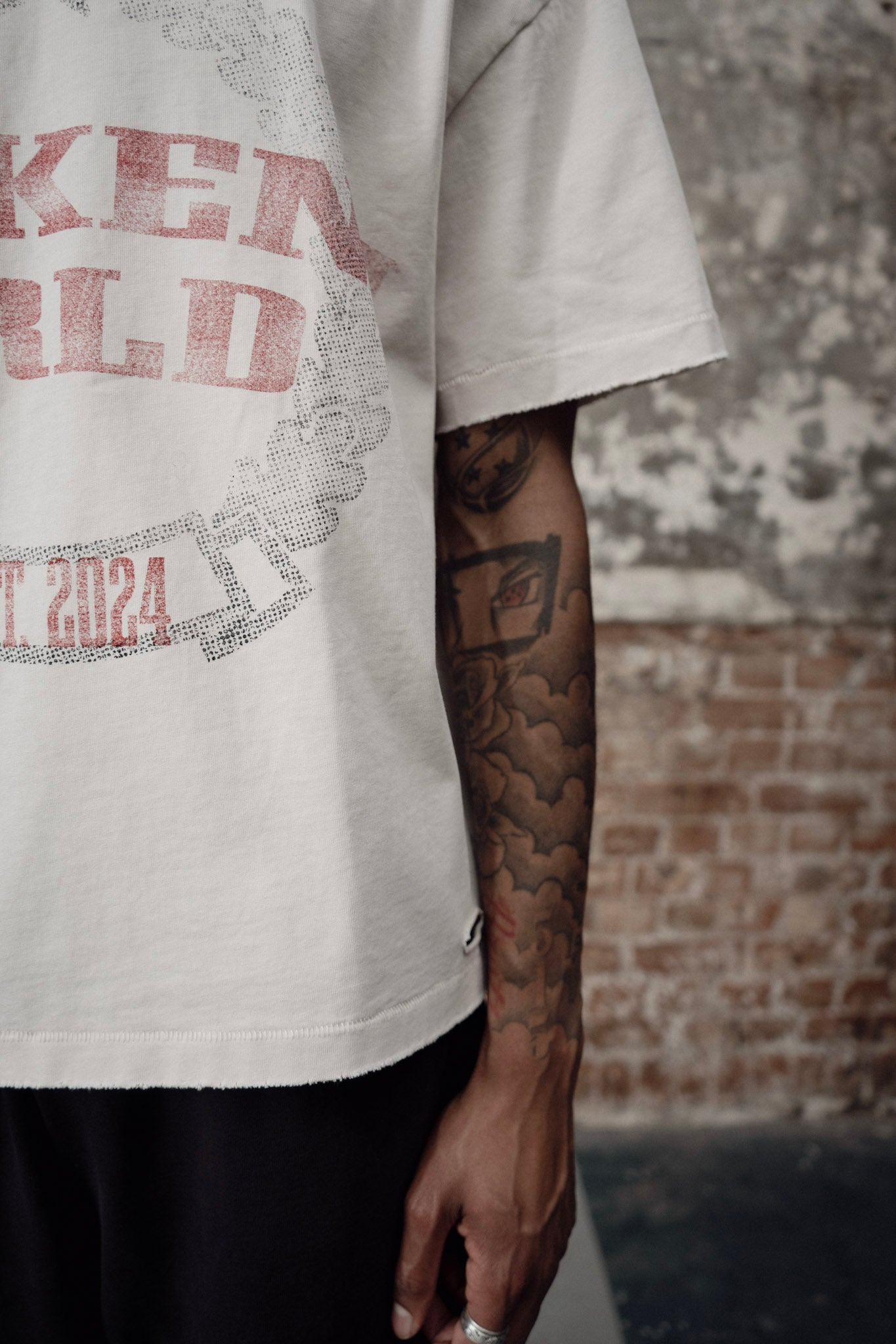 crest tee