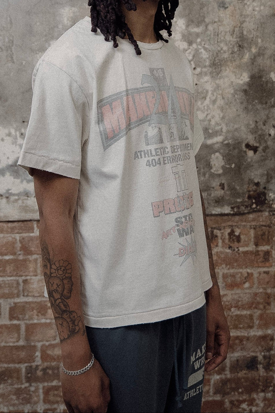 protect art tee