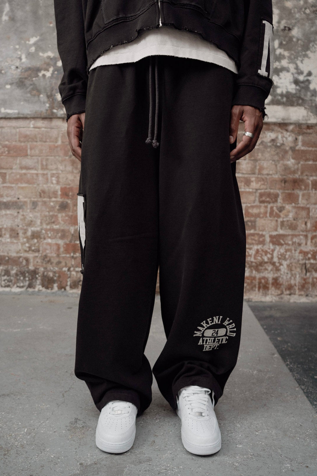 m-logo sweats