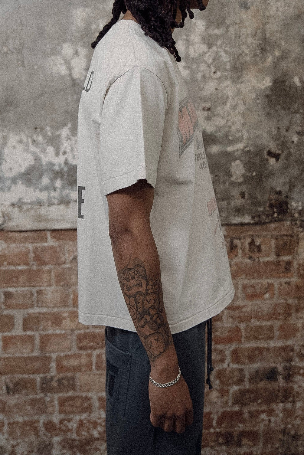 protect art tee
