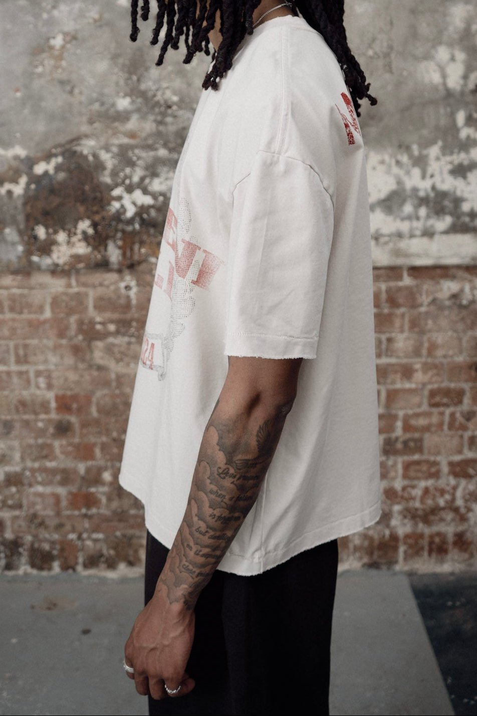 crest tee
