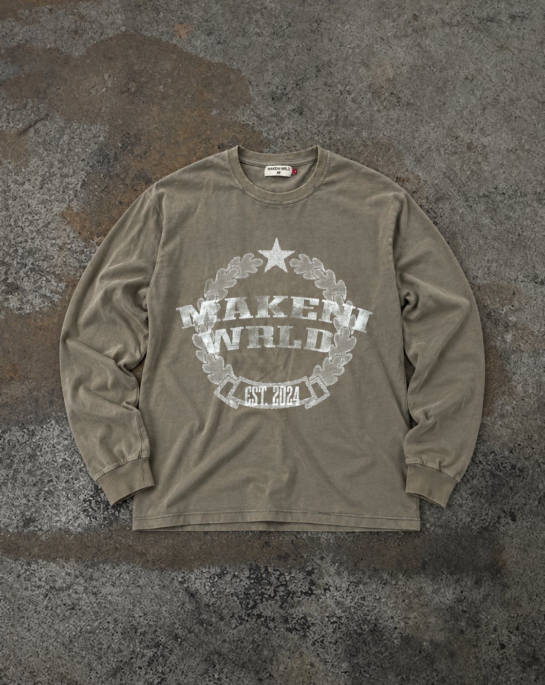 stone grey crest tee l/s